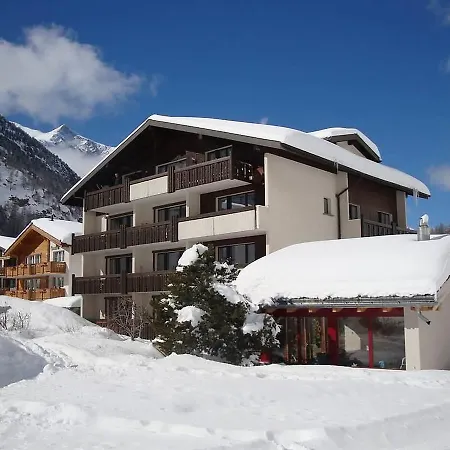Apartment Azur Saas-Almagell